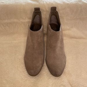 Vince Camuto suede booties size 9